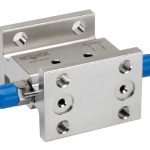 Noshok 2120-MFC, Soft Seat, Flange x 1/2 NPT Female, Steel 2-Valve Liquid Level Manifold Valve